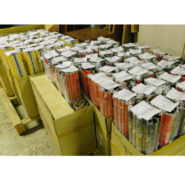 подвесная реклама на потолок, баннер с зажимом
Производство подвесных рекламных баннеров для магазинов и аптек