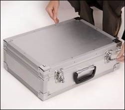 Компактная складная буклетница в чемодане
Буклетница складная формата А3 и А4 в чемодане