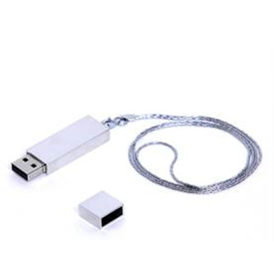 Белая флешка на шнурке под нанесение логотипа недорого.