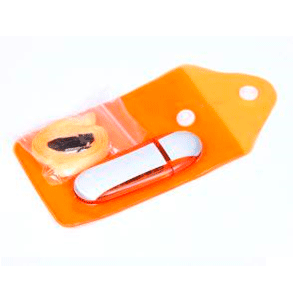 Оранжевая флешка с дополнительными аксессуарами: чехольчик + шнурок