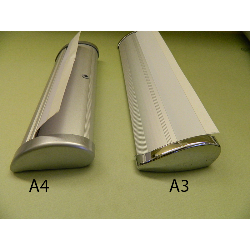 Стенд формата А4 и стенд А3 (вид сбоку).