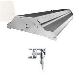 Широкое основание крепко удерживает баннерное полотно в вертикальном положении.